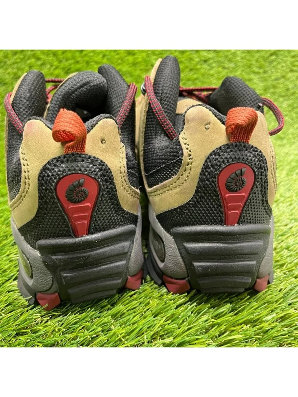 Nautilus N1392 Mens Size 10.5E Brown Black Athletic Steel Toe Safety Work Shoes